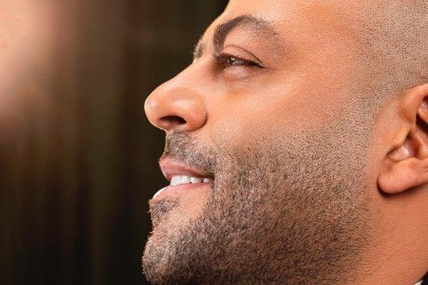 تامر عاشور يتصدر يوتيوب بأغنية "جدع" وألبومه "مراية الحب" يحصد تفاعلاً