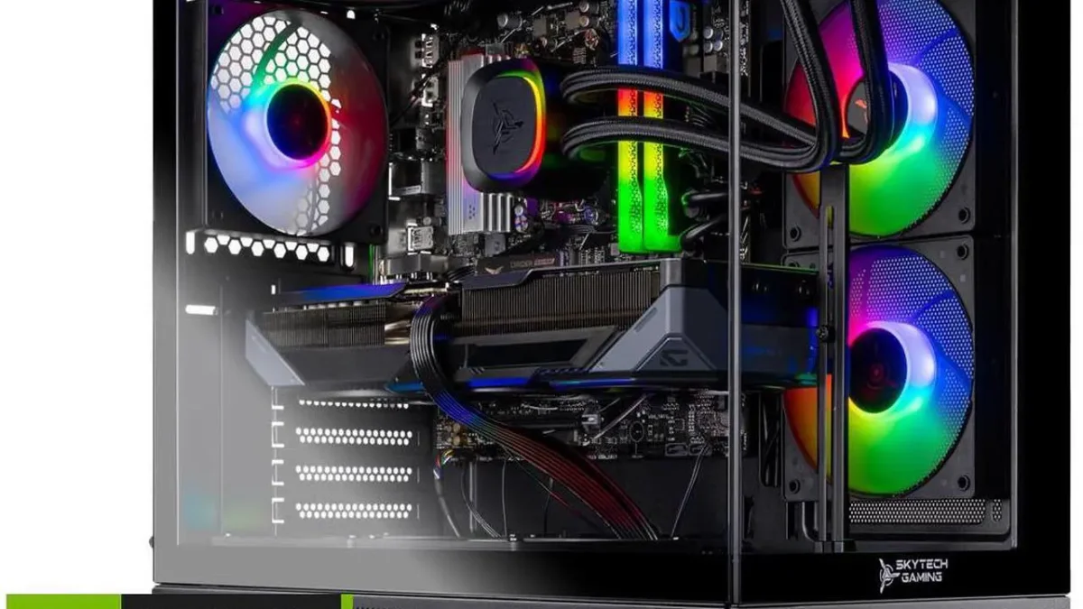 AMD تطلق معالج Ryzen 7 7700X3D للألعاب بسعر يبدأ 279 دولارًا