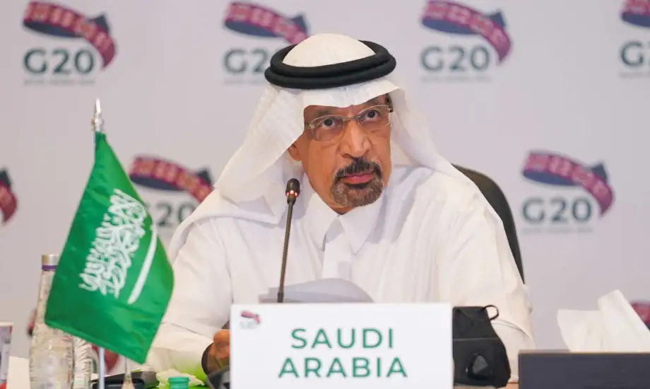 الفالح: الاستثمار قاطرة رؤية 2030.. والإنسان السعودي وقود التنمية