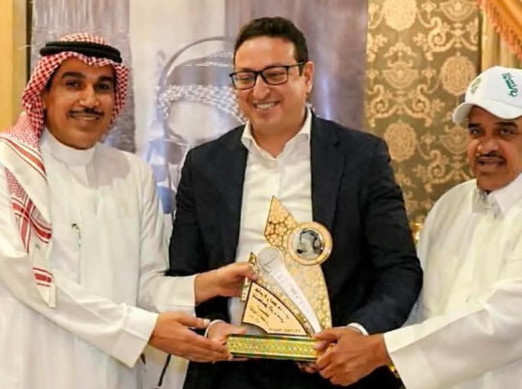 جواد بدة يتوج بجائزة زاهد قدسي للتعليق الرياضي لعام 2025